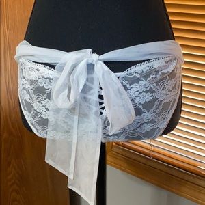 🛍2 for $20!!🛍 I DO Victoria secret panties